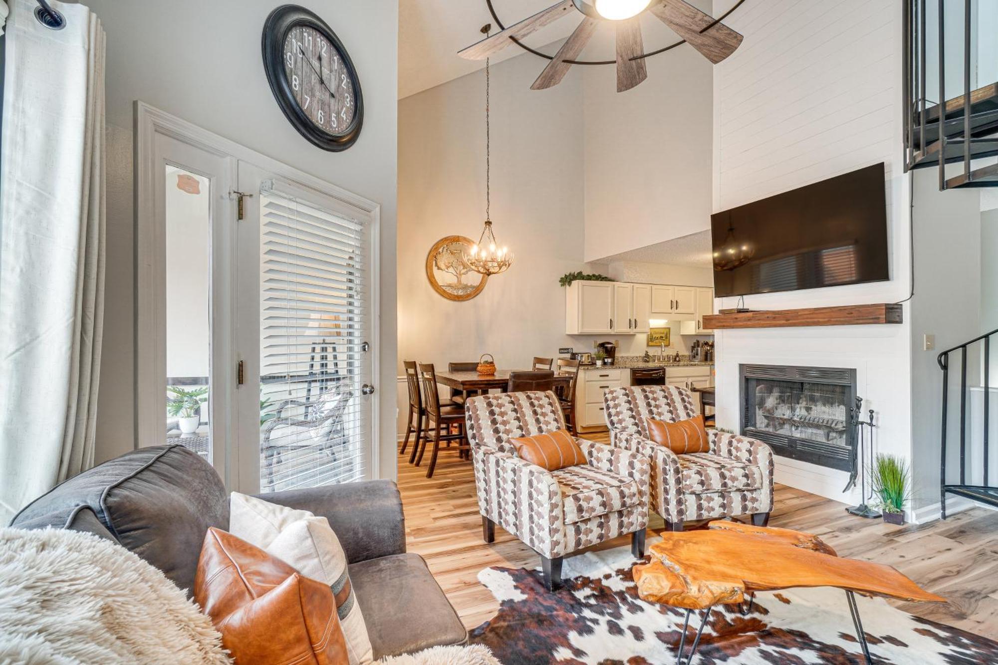 Downtown Gatlinburg Condo With Mountain-View Balcony Exterior foto